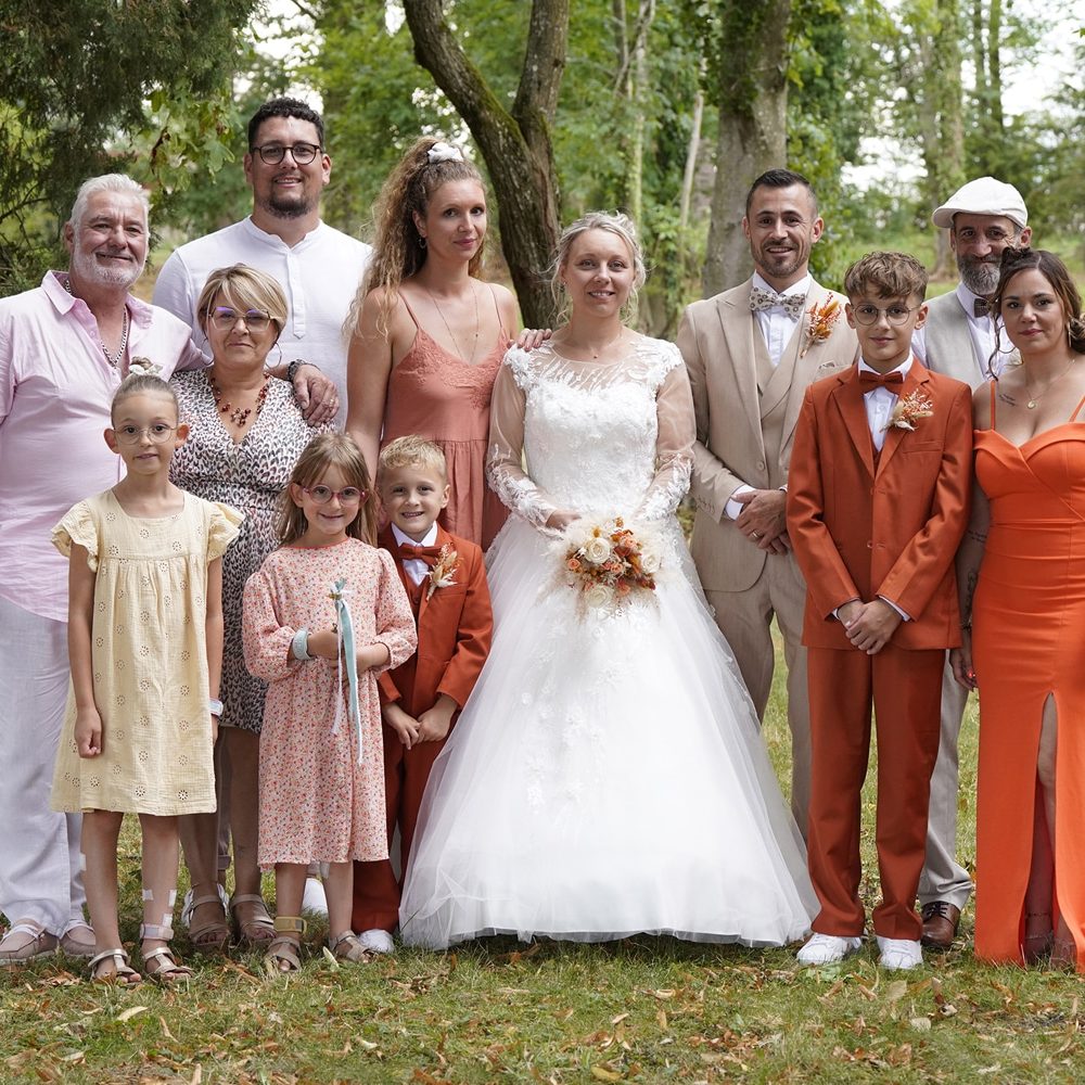 photographe-anne-laure-billoux-paray-le-monial-photo-mariage-groupe-chassenard