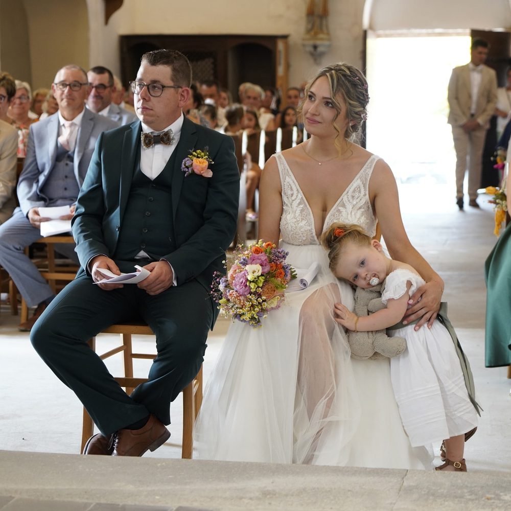 photographe-anne-laure-billoux-paray-le-monial-photo-mariage-le-donjon-calin