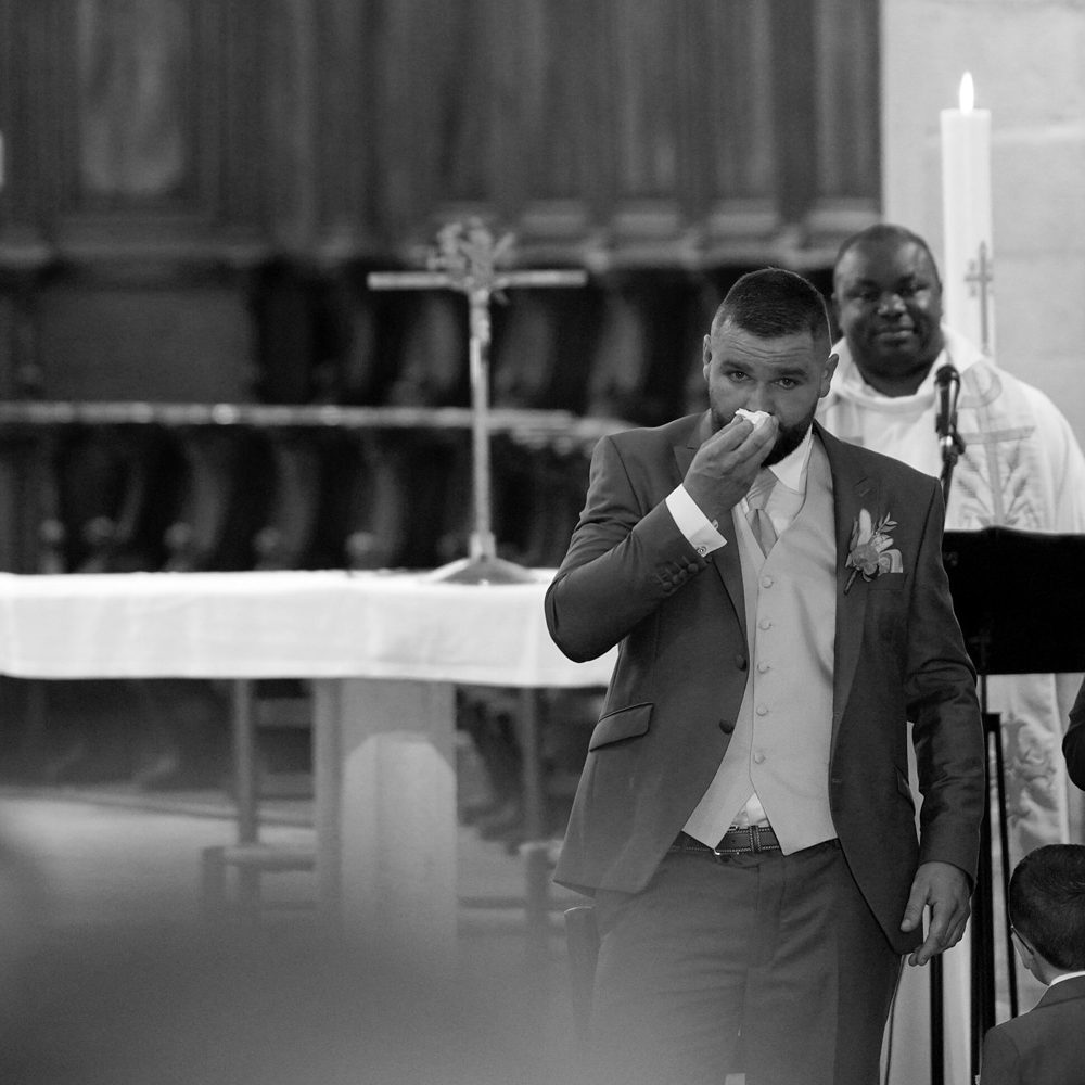 photographe-anne-laure-billoux-paray-le-monial-photo-mariage-perrecy-les-forges-emu-eglise-mari